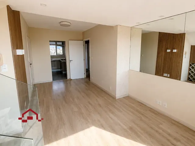 Cobertura / Penthouse 3 quartos e 3 banheiros, à venda, no bairro Carlos Prates em Belo Horizonte