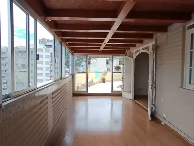 Cobertura / Penthouse com 224m² 3 quartos e 3 banheiros, à venda, no bairro Flamengo em Rio de Janeiro
