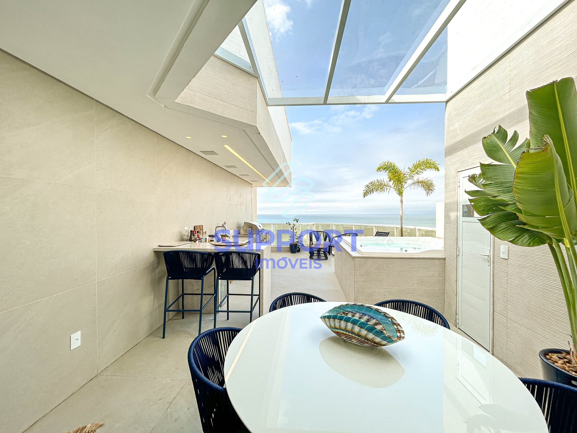 Cobertura à venda com 3 quartos, 220m² - Foto 3