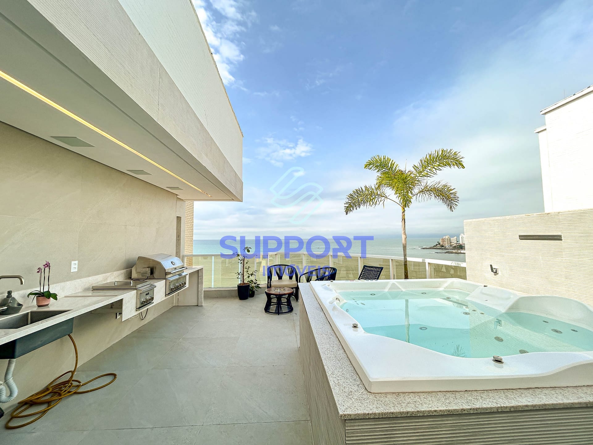 Cobertura à venda com 3 quartos, 220m² - Foto 13