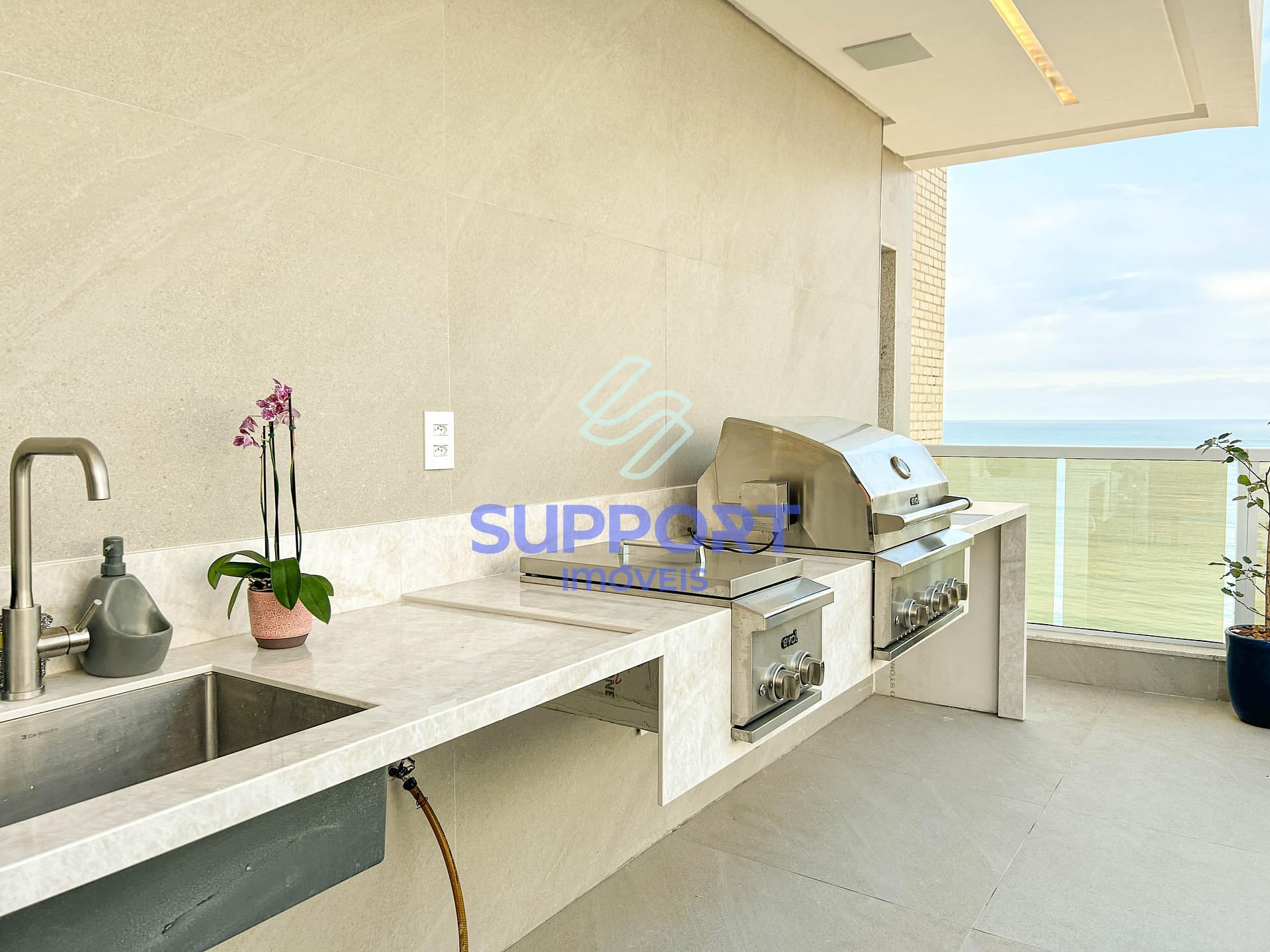 Cobertura à venda com 3 quartos, 220m² - Foto 14