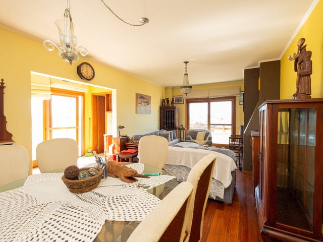 Cobertura / Penthouse 4 quartos e 4 banheiros, à venda, no bairro Centro em Pelotas
