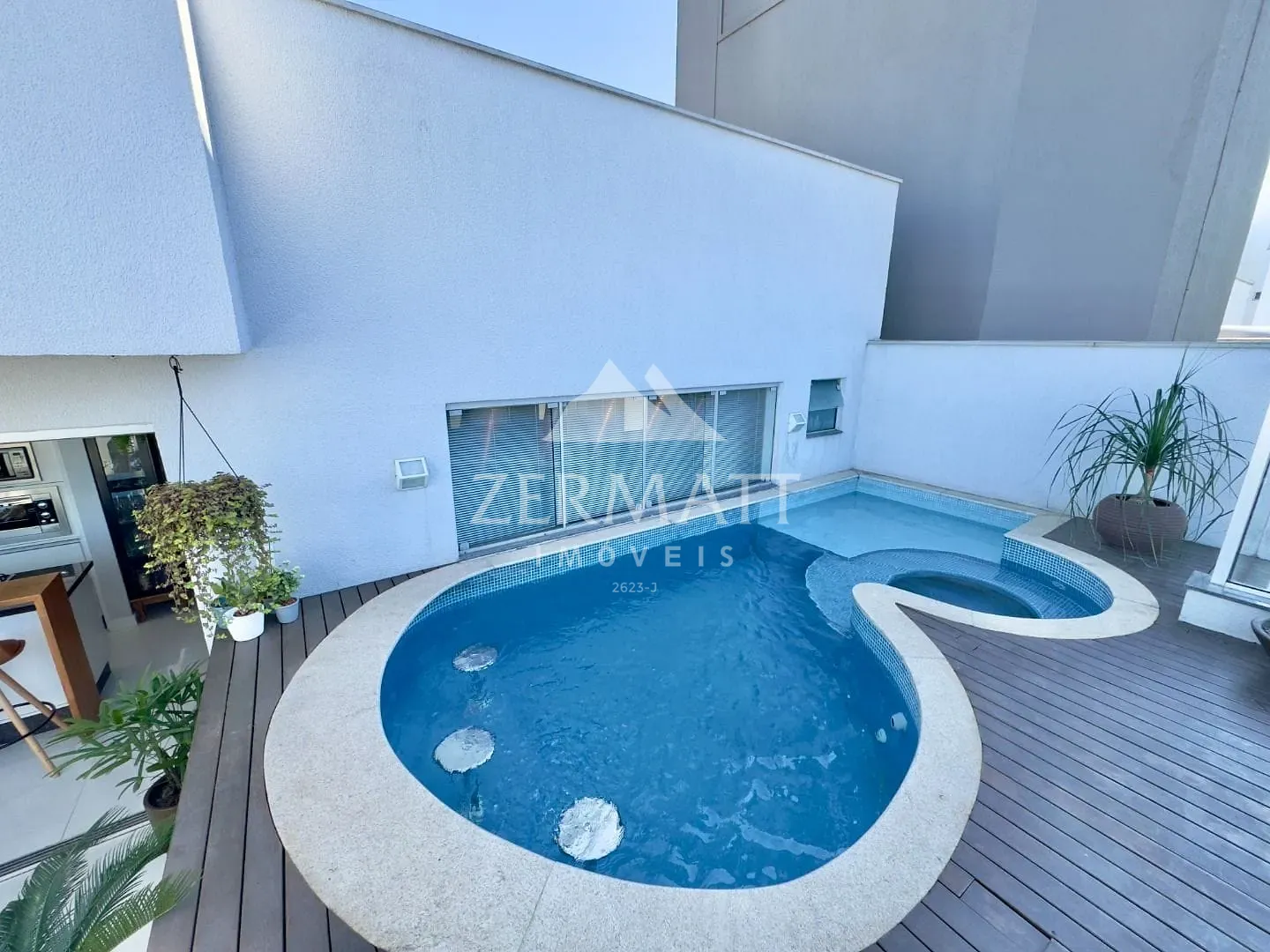 Cobertura duplex com duas suites no Victor Konder — foto 3