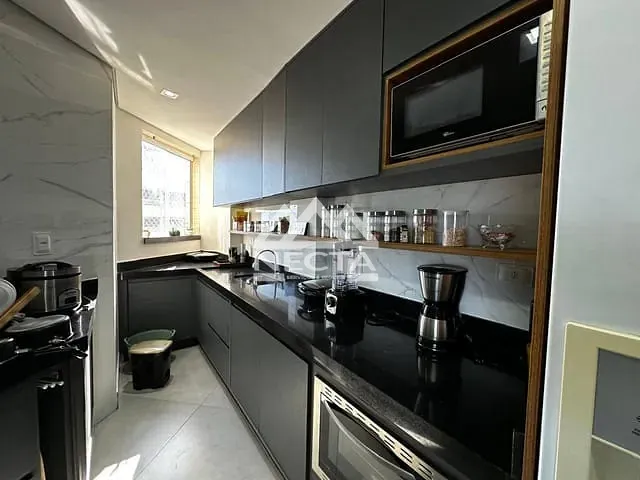 Cobertura / Penthouse com 191m² 4 quartos e 3 banheiros, à venda, no bairro Indaiá em Caraguatatuba