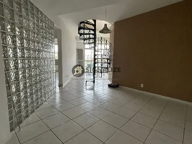 Cobertura / Penthouse 4 quartos e 5 banheiros, à venda, no bairro Algodoal em Cabo Frio