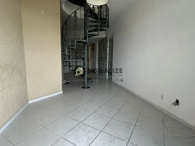 Cobertura / Penthouse 4 quartos e 5 banheiros, à venda, no bairro Algodoal em Cabo Frio