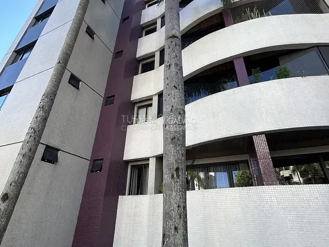 Cobertura / Penthouse com 328m² 3 quartos e 6 banheiros, à venda, no bairro Água Verde em Curitiba