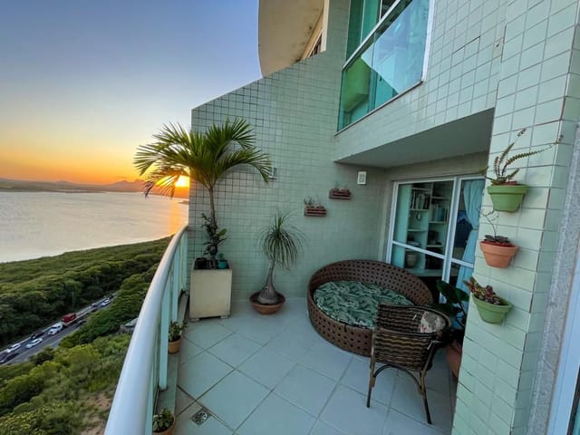 Cobertura / Penthouse com 304m² 3 quartos e 3 banheiros, à venda, no bairro Granja dos Cavaleiros em Macaé