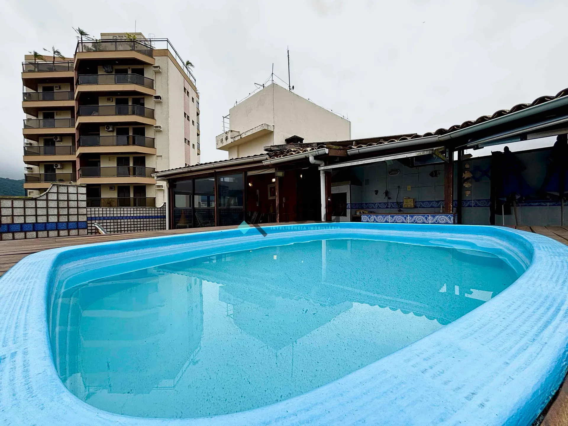 Cobertura, 3 quartos, 180 m² - Foto 1