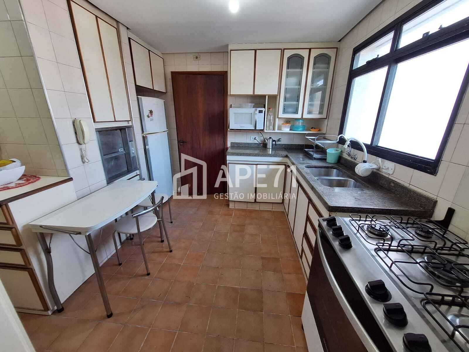 Cobertura à venda com 4 quartos, 300m² - Foto 33