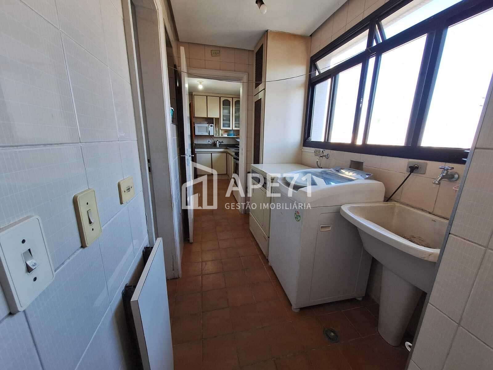 Cobertura à venda com 4 quartos, 300m² - Foto 35