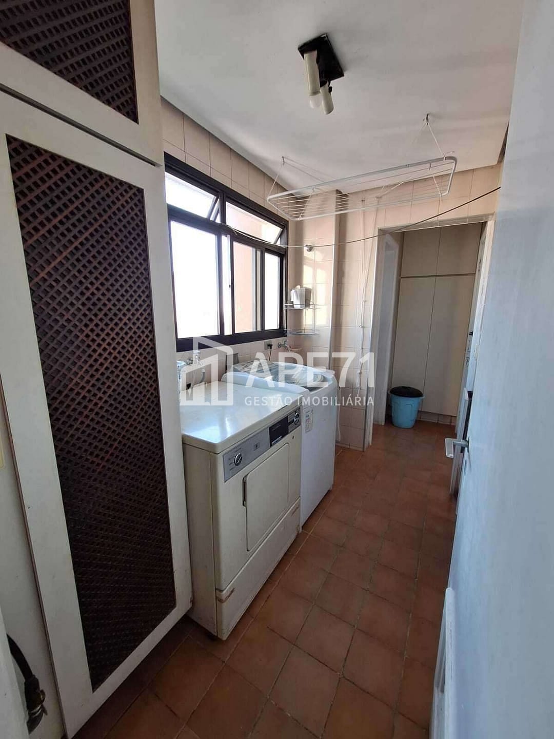 Cobertura à venda com 4 quartos, 300m² - Foto 36