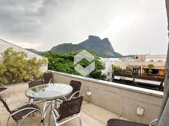 Cobertura / Penthouse 4 quartos e 4 banheiros, à venda, no bairro Barra da Tijuca em Rio de Janeiro