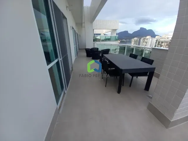 Cobertura / Penthouse com 315m² 3 quartos e 5 banheiros, à venda, no bairro Barra da Tijuca em Rio de Janeiro