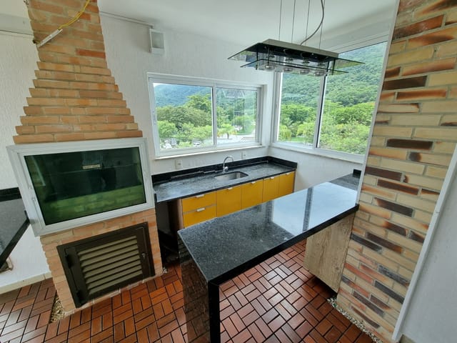 Cobertura / Penthouse 3 quartos e 4 banheiros, à venda, no bairro Itaipu em Niterói