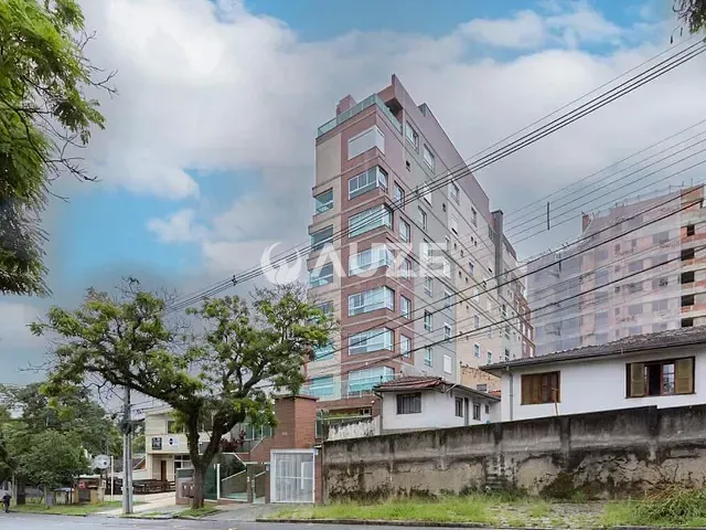 Cobertura / Penthouse com 222m² 3 quartos e 5 banheiros, à venda, no bairro Água Verde em Curitiba