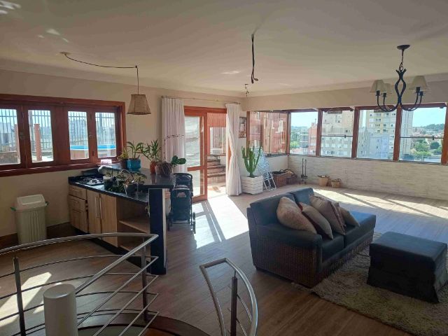 Cobertura / Penthouse com 257m² 3 quartos e 3 banheiros, à venda, no bairro Centro em Pelotas