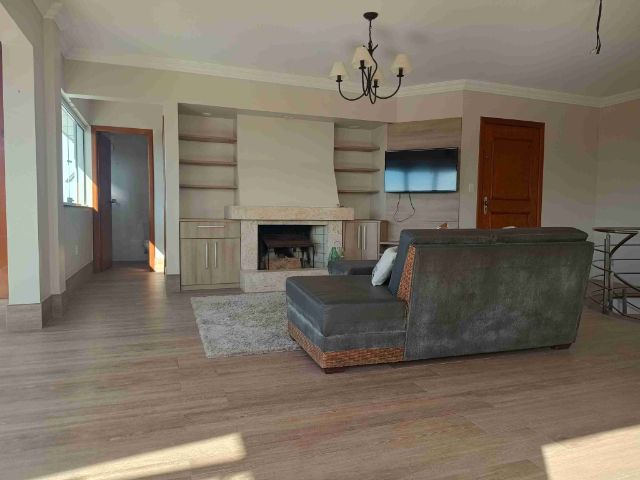 Cobertura / Penthouse com 257m² 3 quartos e 3 banheiros, à venda, no bairro Centro em Pelotas
