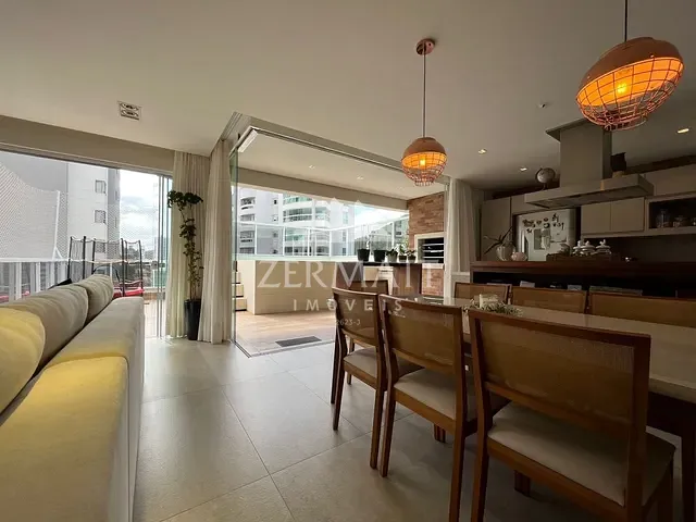 Cobertura / Penthouse com 224m² 3 quartos e 3 banheiros, à venda, no bairro Victor Konder em Blumenau