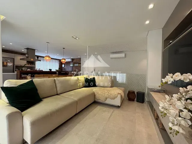 Cobertura / Penthouse com 224m² 3 quartos e 3 banheiros, à venda, no bairro Victor Konder em Blumenau