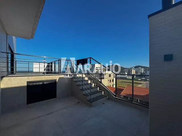 Cobertura / Penthouse 3 quartos e 3 banheiros, à venda, no bairro Praia Brava em Itajaí