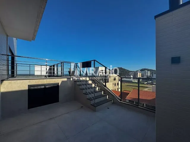 Cobertura / Penthouse 3 quartos e 3 banheiros, à venda, no bairro Praia Brava em Itajaí