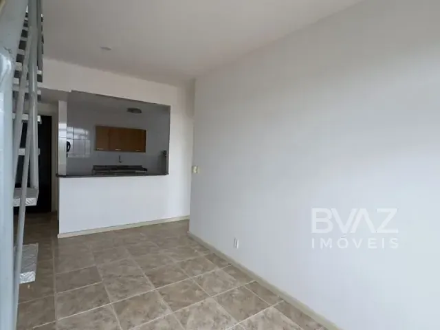 Cobertura / Penthouse com 156m² 3 quartos e 3 banheiros, à venda, no bairro Braga em Cabo Frio