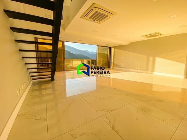 Cobertura / Penthouse com 404m² 5 quartos e 7 banheiros, à venda, no bairro Barra da Tijuca em Rio de Janeiro