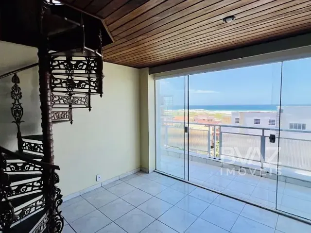 Cobertura / Penthouse com 170m² 3 quartos e 3 banheiros, à venda, no bairro Braga em Cabo Frio