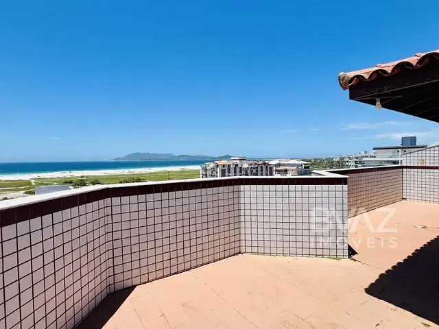 Cobertura / Penthouse com 170m² 3 quartos e 3 banheiros, à venda, no bairro Braga em Cabo Frio