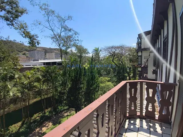 Cobertura / Penthouse com 200m² 4 quartos e 5 banheiros, à venda, no bairro Bonsucesso em Petrópolis