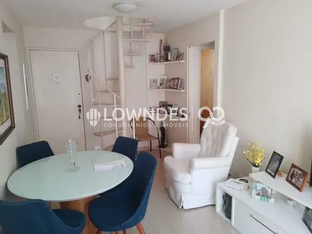 Cobertura / Penthouse com 119m² 2 quartos e 1 banheiro, à venda, no bairro Botafogo em Rio de Janeiro