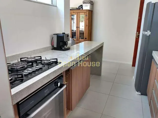 Cobertura / Penthouse com 336m² 2 quartos e 2 banheiros, à venda, no bairro Jardim Amália em Volta Redonda
