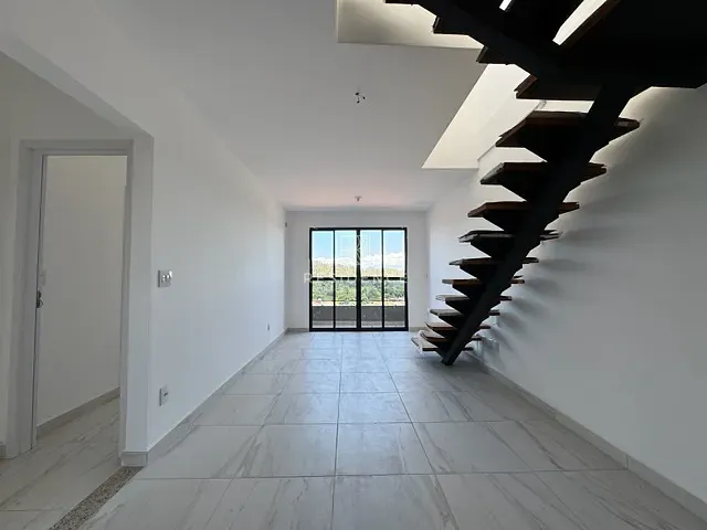 Cobertura / Penthouse 2 quartos e 1 banheiro, à venda, no bairro Monte Castelo em Volta Redonda
