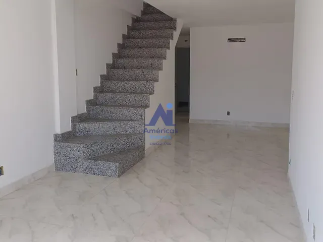 Cobertura / Penthouse com 250m² 3 quartos e 3 banheiros, à venda, no bairro Recreio dos Bandeirantes em Rio de Janeiro