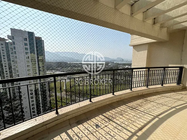 Cobertura / Penthouse com 550m² 4 quartos e 6 banheiros, à venda, no bairro Barra da Tijuca em Rio de Janeiro