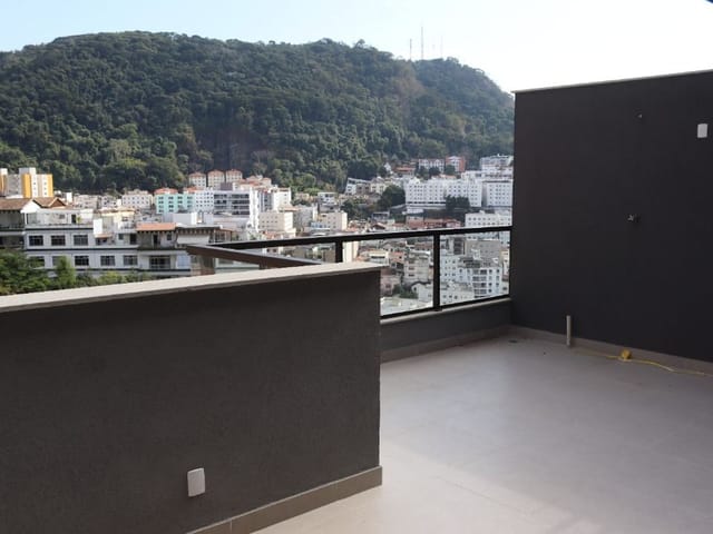 Cobertura / Penthouse 4 quartos e 3 banheiros, à venda, no bairro São Mateus em Juiz de Fora