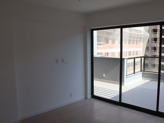 Cobertura / Penthouse 4 quartos e 3 banheiros, à venda, no bairro São Mateus em Juiz de Fora