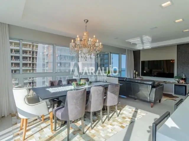 Cobertura / Penthouse 4 quartos e 4 banheiros, à venda, no bairro Balneário Santa Clara em Itajaí
