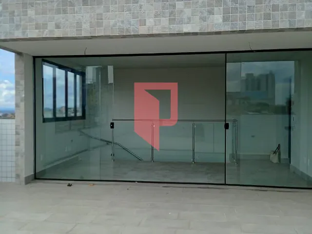 Cobertura / Penthouse 4 quartos e 2 banheiros, à venda, no bairro Caiçaras em Belo Horizonte