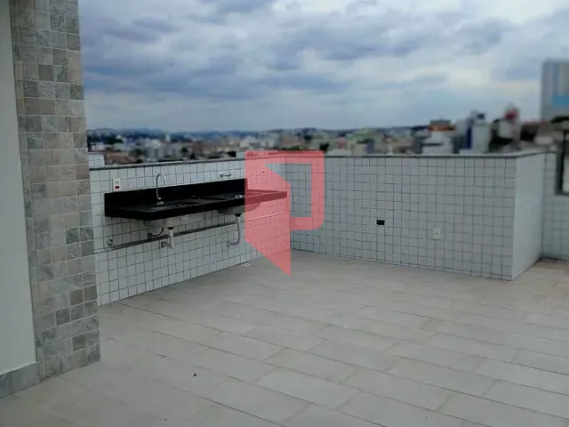 Cobertura / Penthouse 4 quartos e 2 banheiros, à venda, no bairro Caiçaras em Belo Horizonte