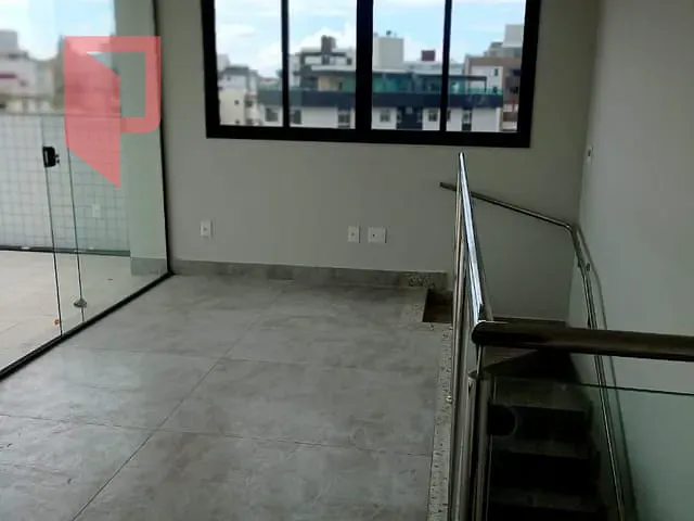 Cobertura / Penthouse 4 quartos e 2 banheiros, à venda, no bairro Caiçaras em Belo Horizonte