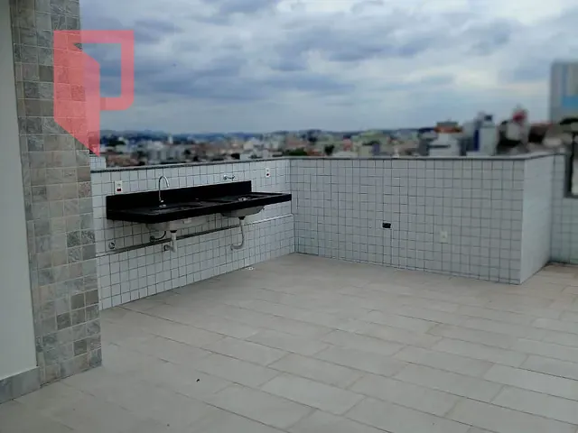 Cobertura / Penthouse 4 quartos e 2 banheiros, à venda, no bairro Caiçaras em Belo Horizonte