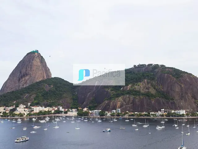 Cobertura / Penthouse com 1048m² 6 quartos e 1 banheiro, à venda, no bairro Flamengo em Rio de Janeiro