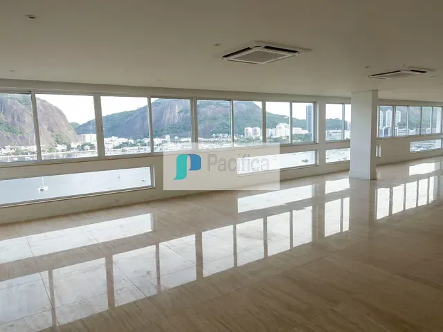 Cobertura / Penthouse com 1048m² 6 quartos e 1 banheiro, à venda, no bairro Flamengo em Rio de Janeiro