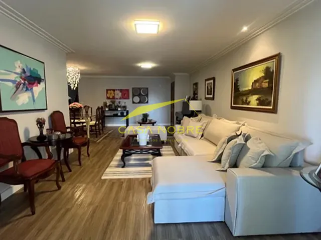 Cobertura / Penthouse 4 quartos e 6 banheiros, à venda, no bairro Praia do Canto em Rua Saúl de Navarro