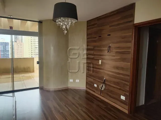 Cobertura / Penthouse com 670m² 4 quartos e 4 banheiros, à venda, no bairro Centro em Londrina