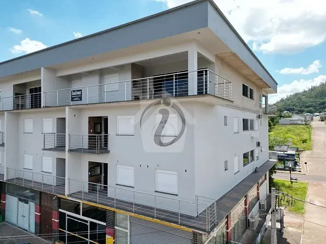 Cobertura / Penthouse com 166m² 3 quartos e 2 banheiros, à venda, no bairro Centro Administrativo em Teutônia