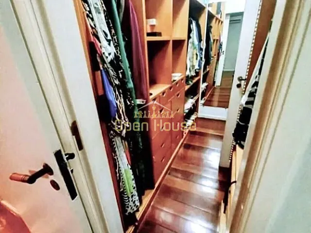 Cobertura / Penthouse 4 quartos e 3 banheiros, à venda, no bairro Jardim Amália em Volta Redonda