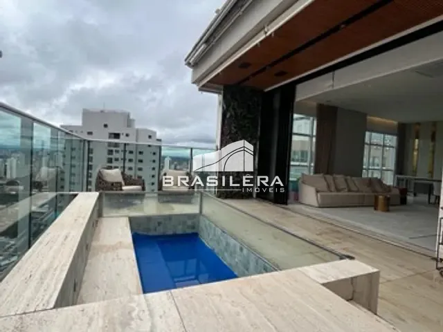 Cobertura / Penthouse com 560m² 3 quartos e 6 banheiros, à venda, no bairro Setor Marista em Goiânia